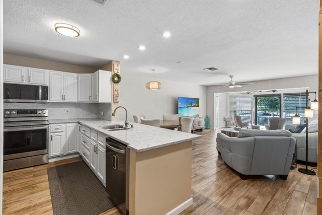 2359 Treasure Isle Drive 34, Palm Beach Gardens, FL 33410