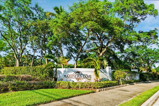 2359 Treasure Isle Drive 34, Palm Beach Gardens, FL 33410