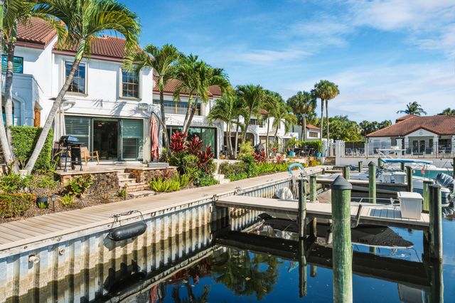 2359 Treasure Isle Drive 34, Palm Beach Gardens, FL 33410