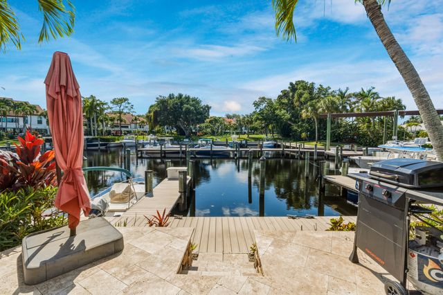 2359 Treasure Isle Drive 34, Palm Beach Gardens, FL 33410