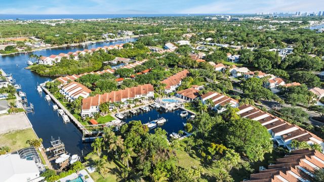 2359 Treasure Isle Drive 34, Palm Beach Gardens, FL 33410