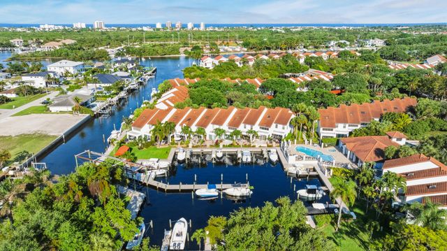 2359 Treasure Isle Drive 34, Palm Beach Gardens, FL 33410