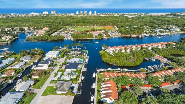 2359 Treasure Isle Drive 34, Palm Beach Gardens, FL 33410