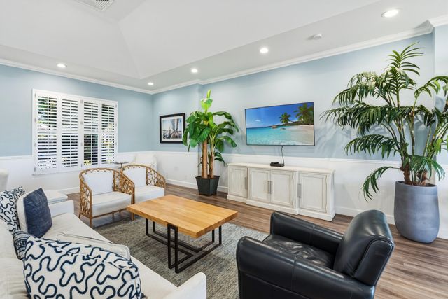 2359 Treasure Isle Drive 34, Palm Beach Gardens, FL 33410