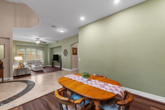 18245 W THISTLE LANDING Drive, Goodyear, AZ 85338
