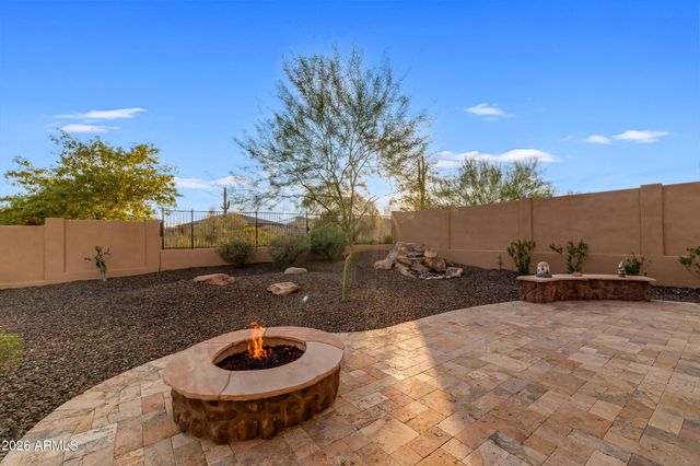 18245 W THISTLE LANDING Drive, Goodyear, AZ 85338
