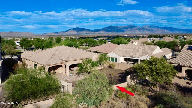 18245 W THISTLE LANDING Drive, Goodyear, AZ 85338