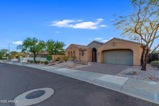 18245 W THISTLE LANDING Drive, Goodyear, AZ 85338