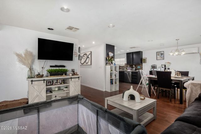 1325 W Silverlake Rd Spc 86, Tucson, AZ 85713