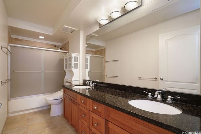 92-1079 Koio Drive M25-6, Kapolei, HI 96707