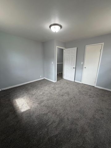 3208 9th Street, Muskegon Heights City, MI 49444