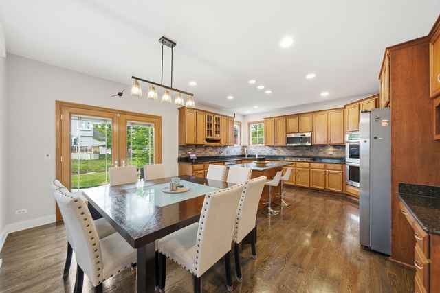 3423 Goldfinch Drive, Naperville, IL 60564