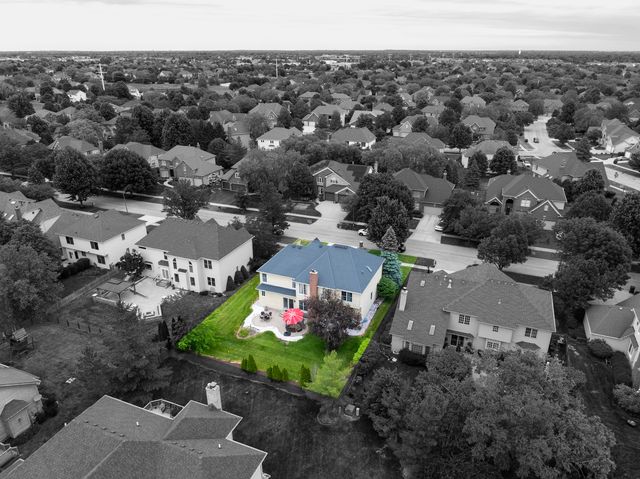 3423 Goldfinch Drive, Naperville, IL 60564