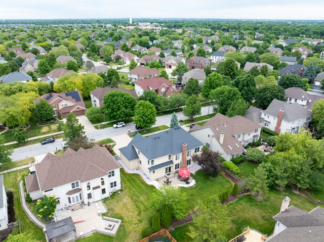 3423 Goldfinch Drive, Naperville, IL 60564