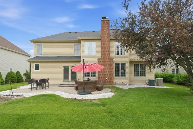 3423 Goldfinch Drive, Naperville, IL 60564