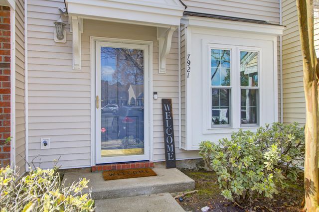 7921 Shadow Oak Drive, North Charleston, SC 29406