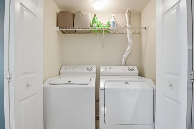 7921 Shadow Oak Drive, North Charleston, SC 29406