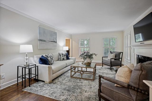 2201 Defoors Mill Drive NW, Atlanta, GA 30318