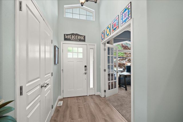 7203 S Moran View St, Spokane, WA 99224
