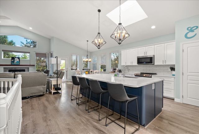 7203 S Moran View St, Spokane, WA 99224