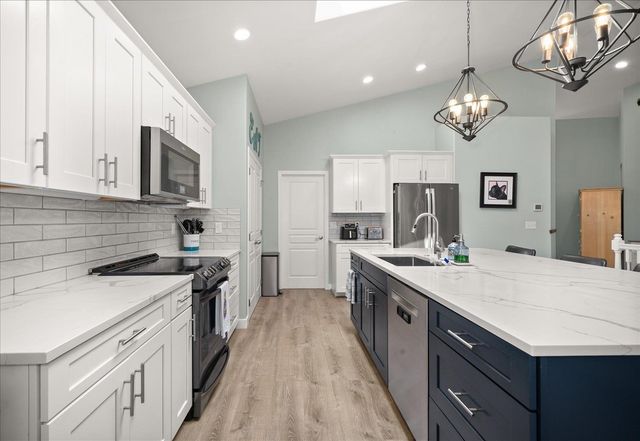 7203 S Moran View St, Spokane, WA 99224