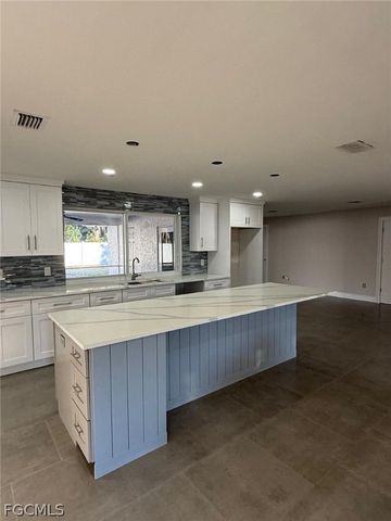 14821 Martin DR, Fort Myers, FL 33908