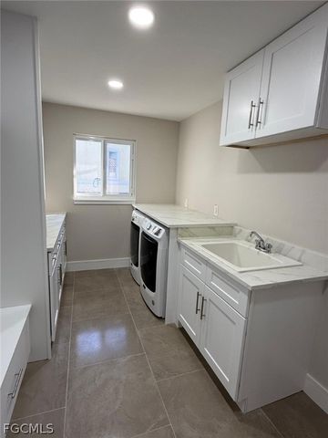 14821 Martin DR, Fort Myers, FL 33908