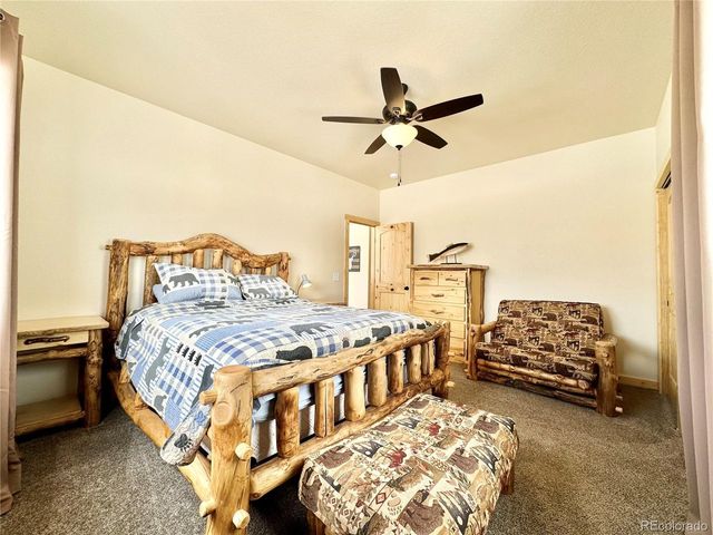 663 Arrowhead Dr, Jefferson, CO 80456