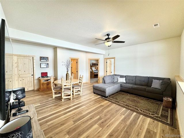 663 Arrowhead Dr, Jefferson, CO 80456