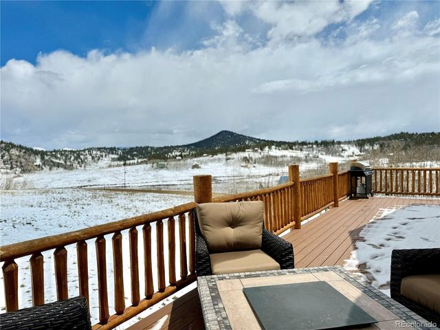 663 Arrowhead Dr, Jefferson, CO 80456