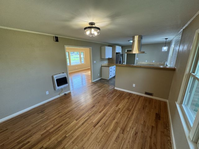 129 Terry Ave, Fayetteville, TN 37334