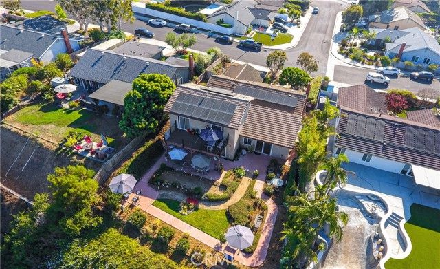 803 Hollyridge, Encinitas, CA 92024