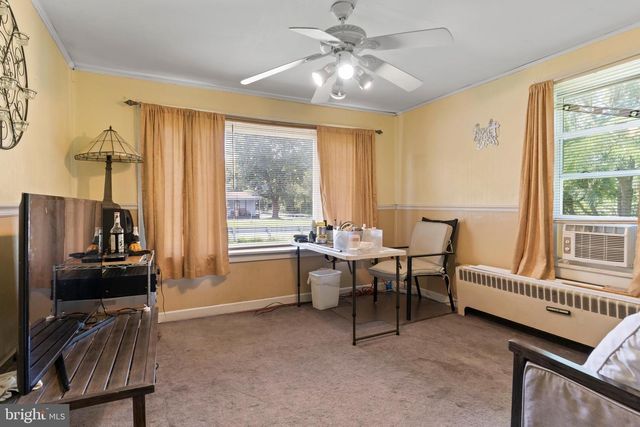 2069 SPRING RD, Carlisle, PA 17013