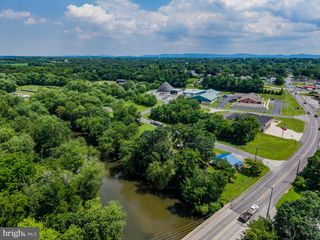 2069 SPRING RD, Carlisle, PA 17013