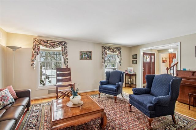 26 Misty Pine Road, Perinton, NY 14450