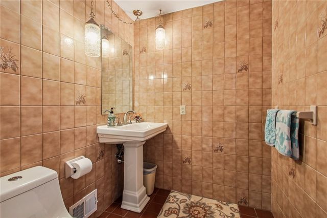 26 Misty Pine Road, Perinton, NY 14450