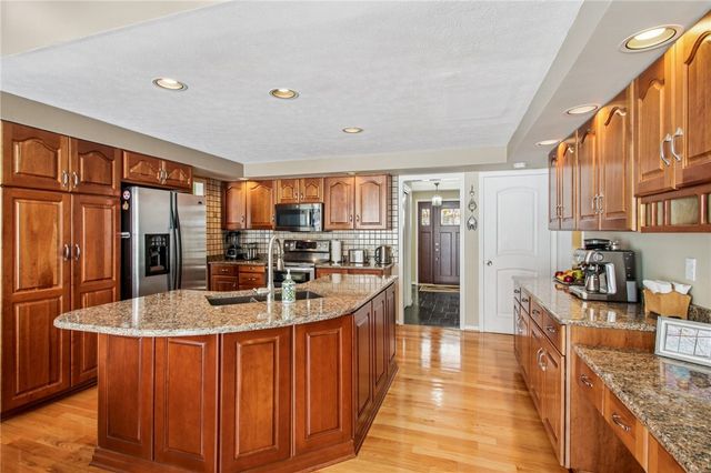 26 Misty Pine Road, Perinton, NY 14450