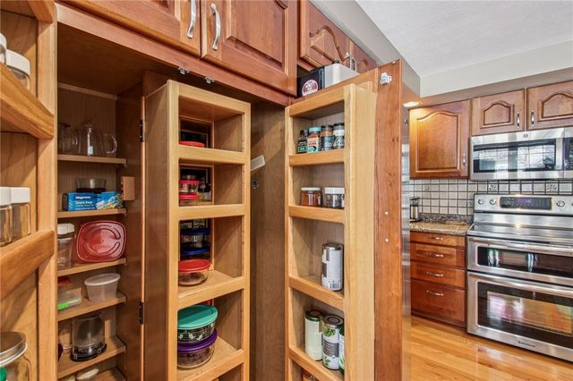 26 Misty Pine Road, Perinton, NY 14450