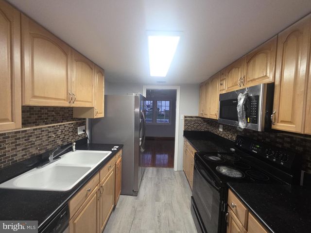 2915 PHEASANT LN, Woodbridge, VA 22191