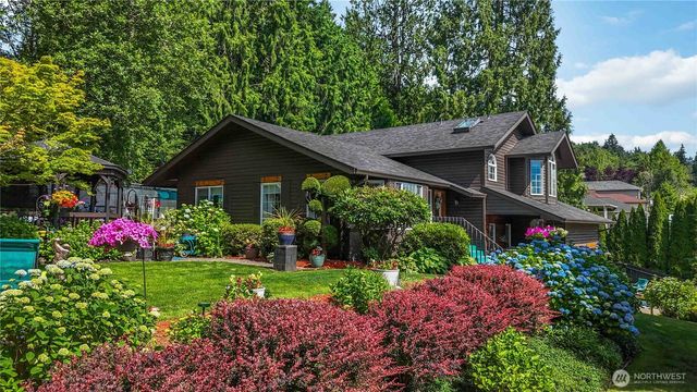 209 W Beacon Hill Drive, Longview, WA 98632