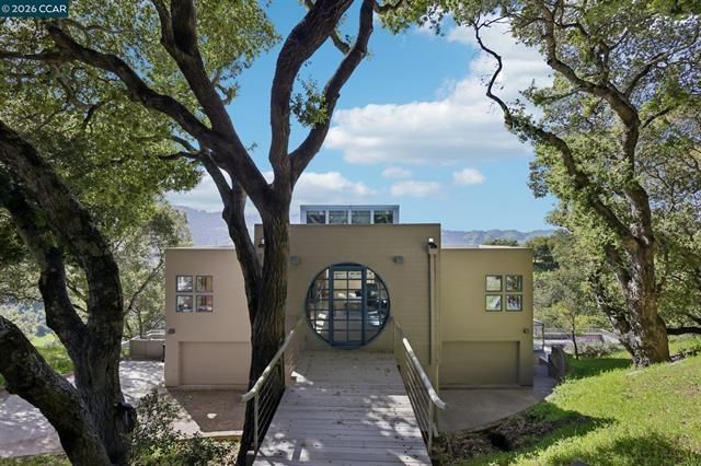 319 Tappan Terrace, Orinda, CA 94563