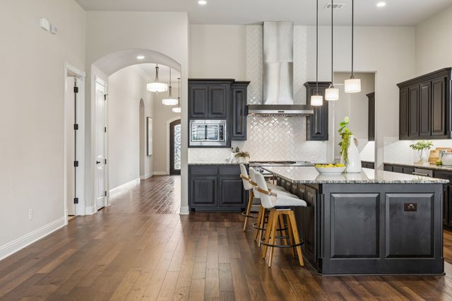 7008 Mozart, Colleyville, TX 76034