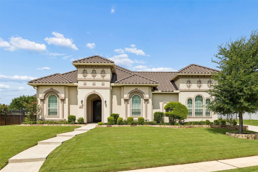 7008 Mozart, Colleyville, TX 76034