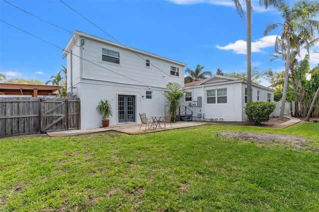 209 17TH AVENUE N, St Petersburg, FL 33704