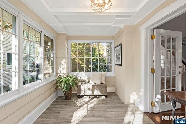 15 Randolph Place, Ridgewood, NJ 07450