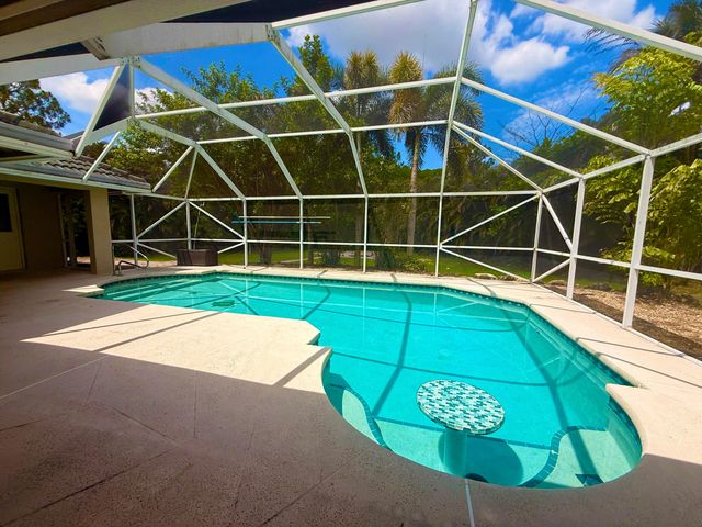 12037 Temple Boulevard, The Acreage, FL 33412