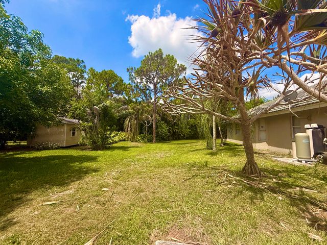 12037 Temple Boulevard, The Acreage, FL 33412