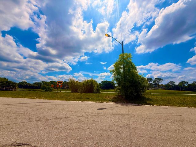 12037 Temple Boulevard, The Acreage, FL 33412