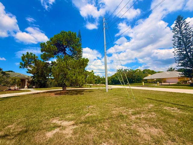 12037 Temple Boulevard, The Acreage, FL 33412