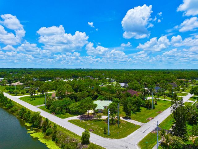 12037 Temple Boulevard, The Acreage, FL 33412